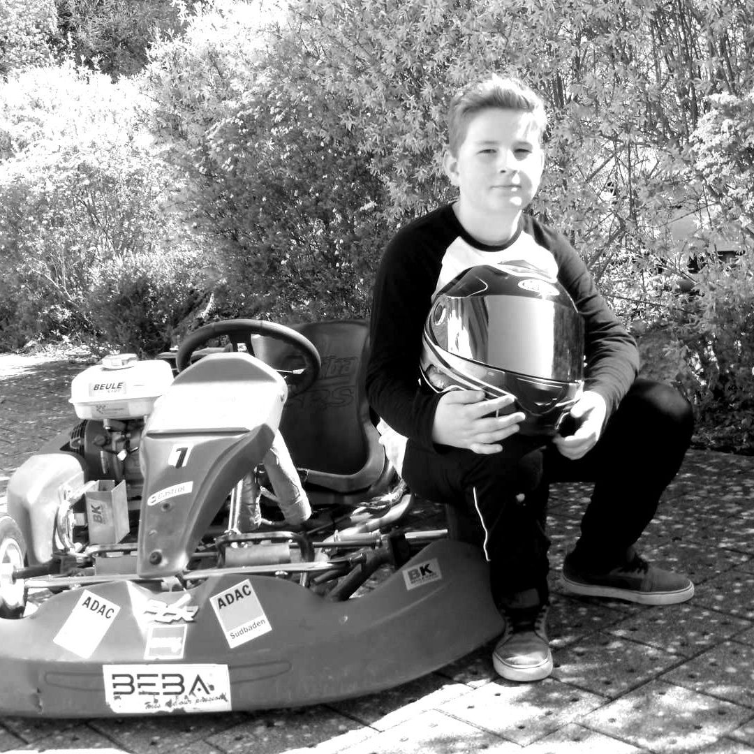 Niklas_Hanning-blackwhite Niklas_Hanning-blackwhite